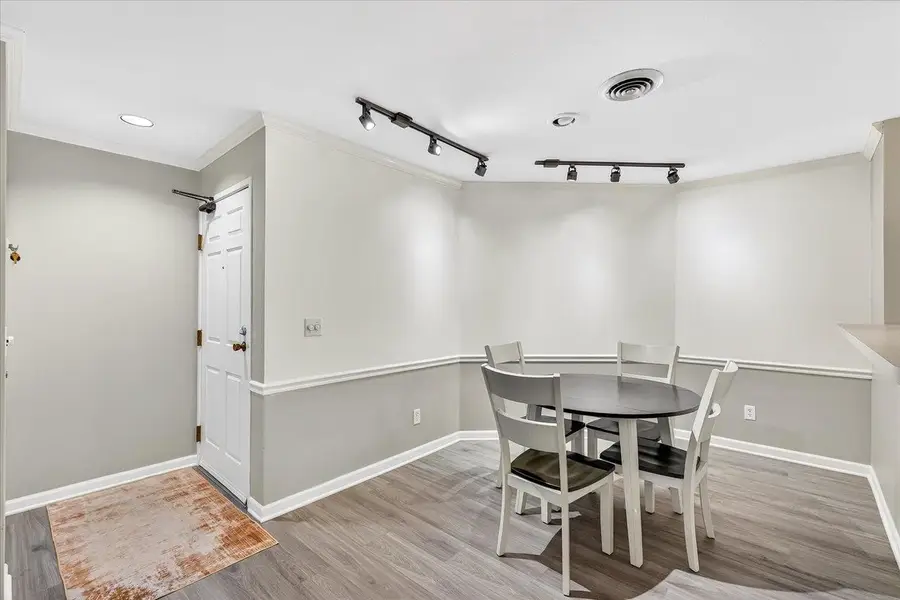 9 Captains Court #2, Madison, WI 53719 - #3