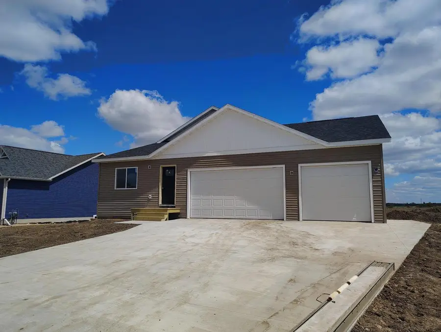 997 Bell Circle, Arlington, WI 53911 - #3