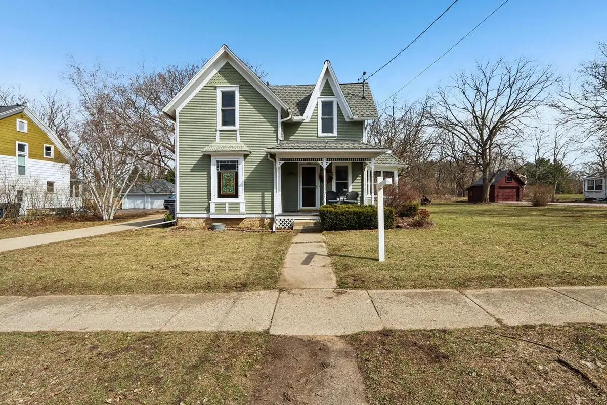 725 S Main Street, Poynette, WI 53955 - #1