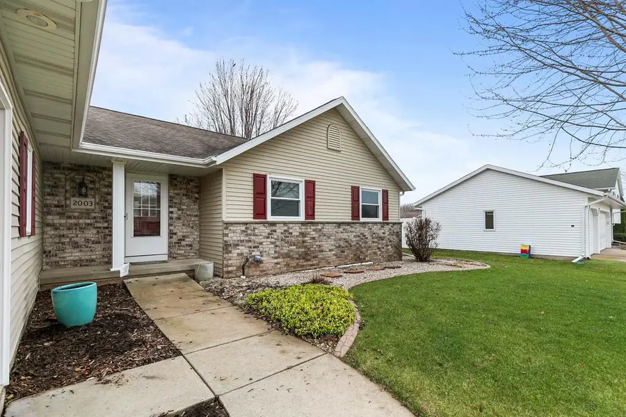 2003 Deer Haven Drive, Menasha, WI 54952 - #2