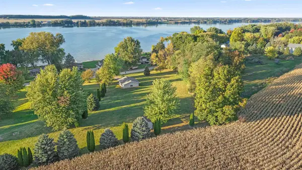 W11015 Glen Drive, Beaver Dam, WI 53916