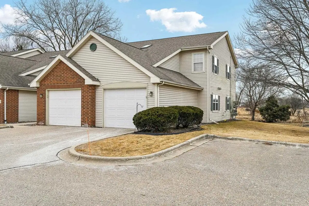 859 Park Street #102, Oregon, WI 53575 - #1