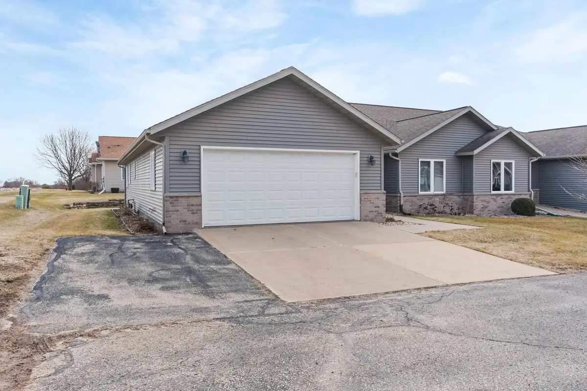 126 Jennifer Circle, Mount Horeb, WI 53572 - #1