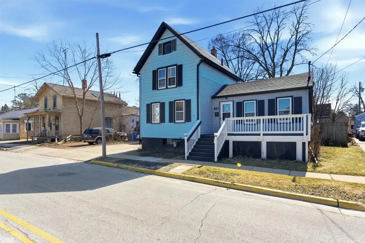 411 E Division Street, Watertown, WI 53094 - #1