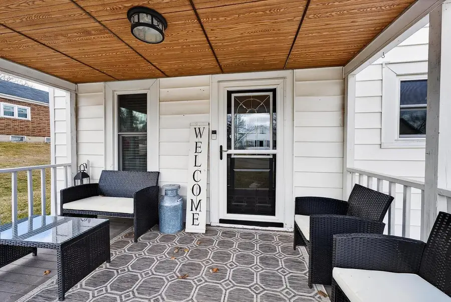 305 S Warren Street, South Wayne, WI 53587 - #3