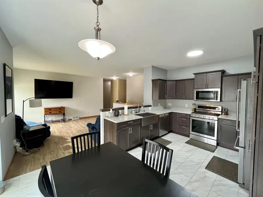 534 Goldenrod Circle, Verona, WI 53593 - #2