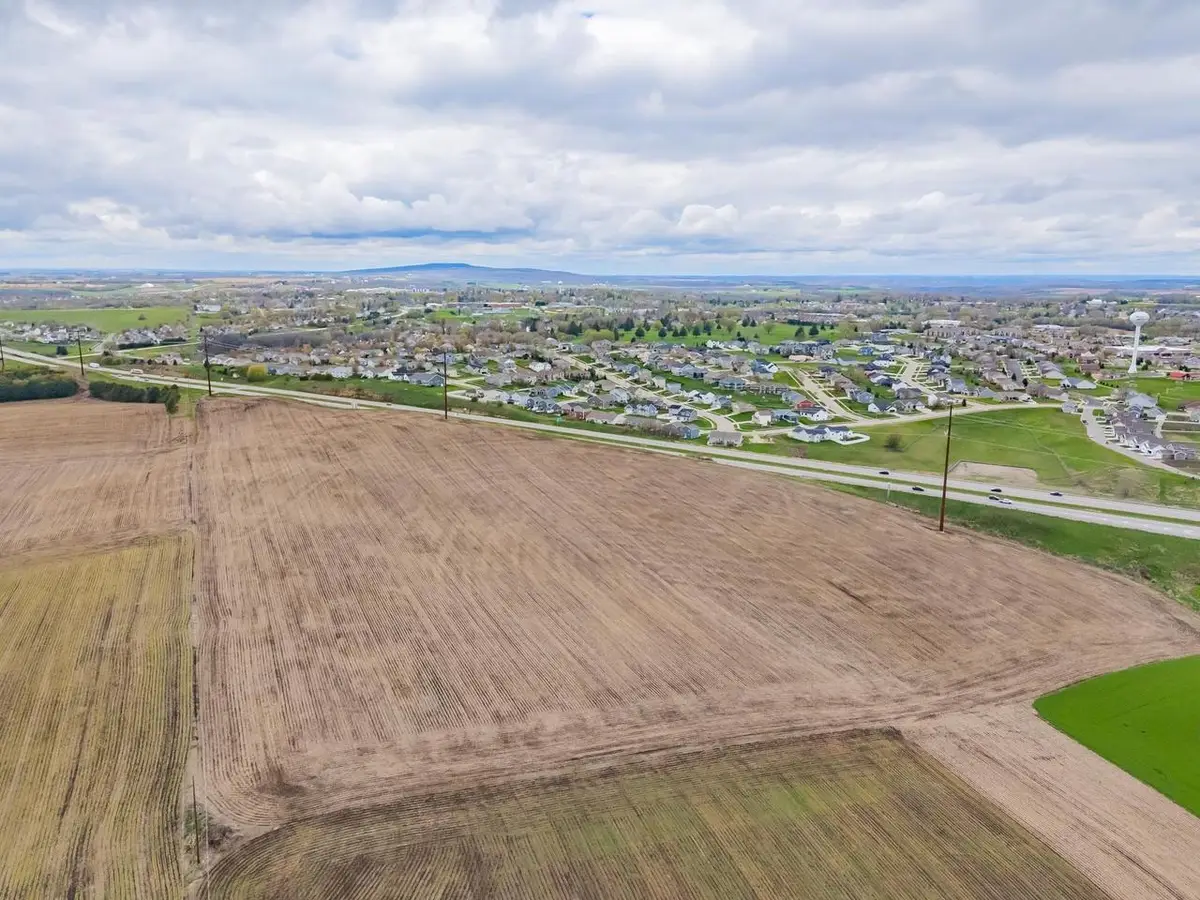 38 Ac Highway 18/151, Mount Horeb, WI 53572 - #1
