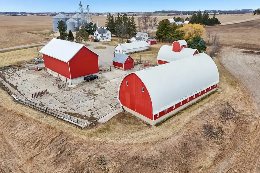 W7900-W7902 Meek Road, Arlington, WI 53911 - #2