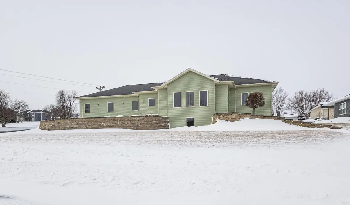 285 Creek Drive, Benton, WI 53803 - #1