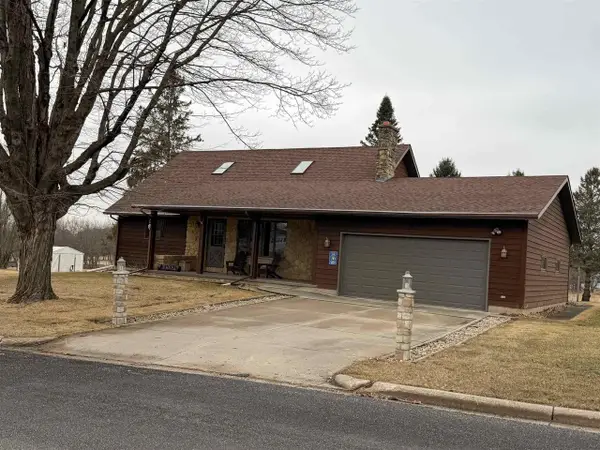 215 S Park Street, Livingston, WI 53554