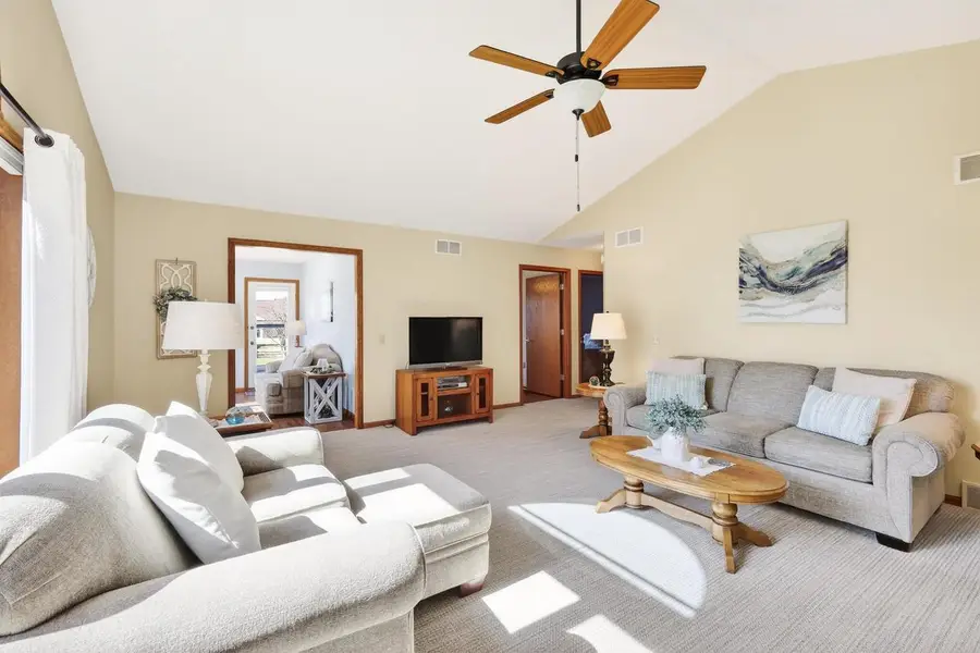 509 Westlawn Drive #5, Cottage Grove, WI 53527 - #3