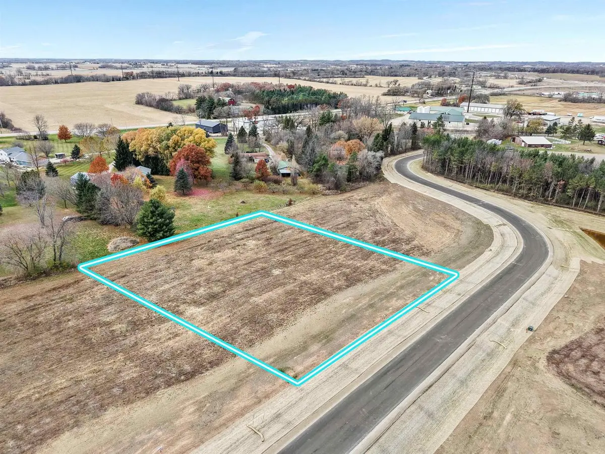 Lot 14 Hawks View, Edgerton, WI 53534 - #1