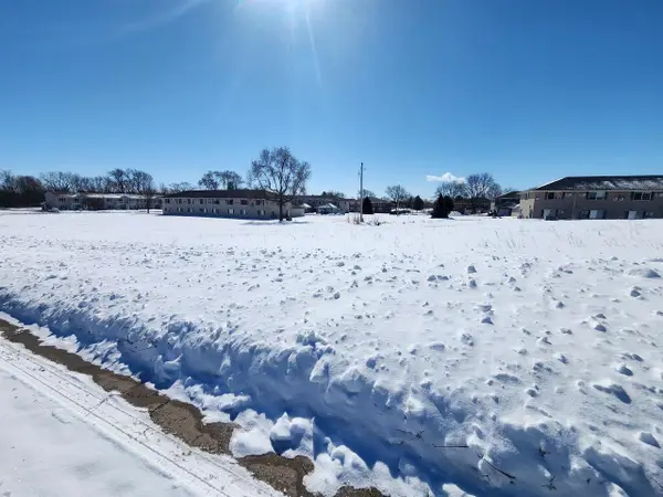 831 King Street, Janesville, WI 53546