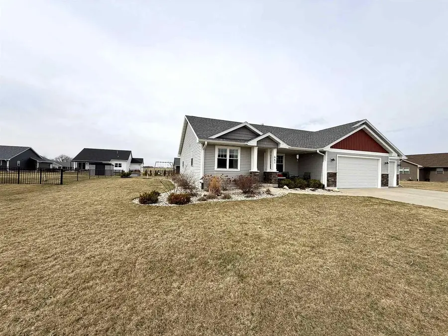 441 Hickory Street, Evansville, WI 53536 - #3