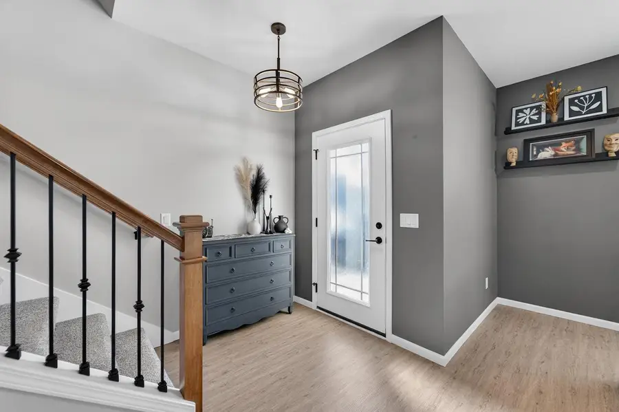 828 Shadowwood Trail, Sun Prairie, WI 53590 - #2