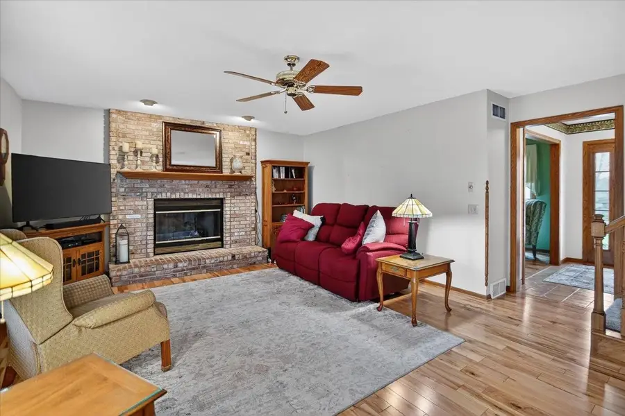 1253 Mockingbird Lane, Sun Prairie, WI 53590 - #3