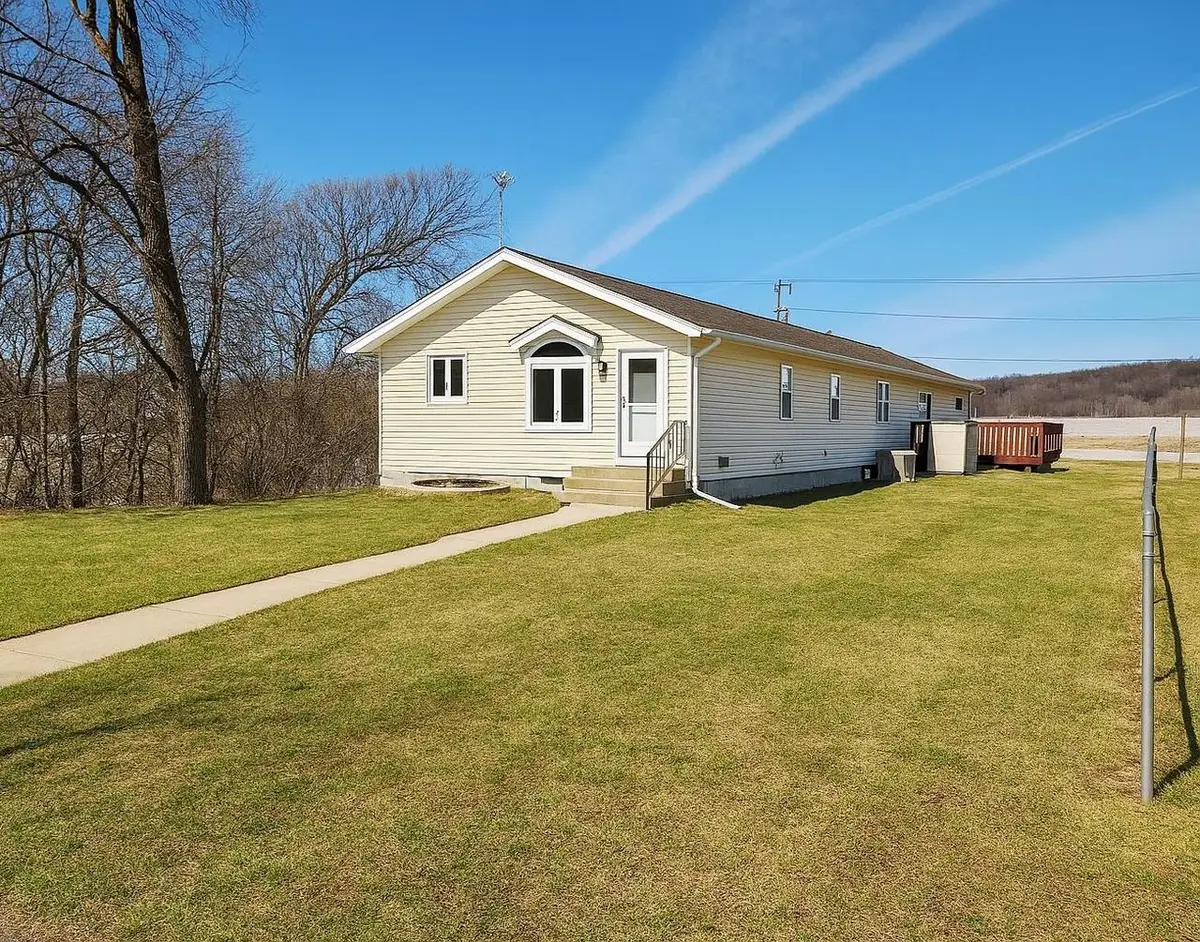 304 Breezy Point Drive, Pardeeville, WI 53954 - #1