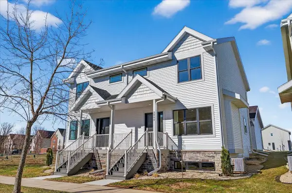 2809 Crinkle Root Drive, Fitchburg, WI 53711