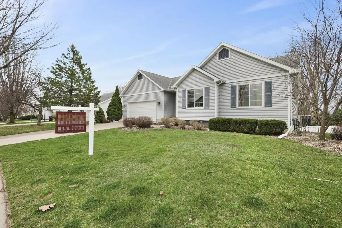 840 Vista Ridge Drive, Mount Horeb, WI 53572 - #1