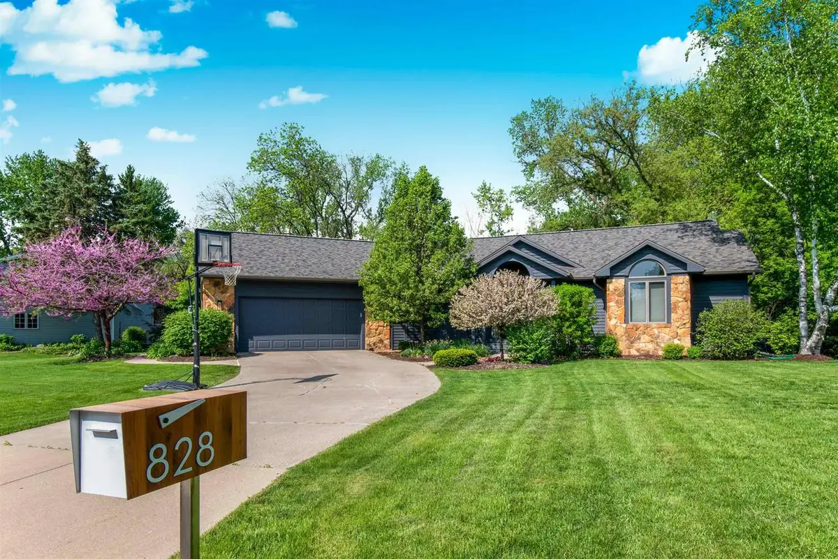 828 Tamarack Way, Verona, WI 53593 - #1