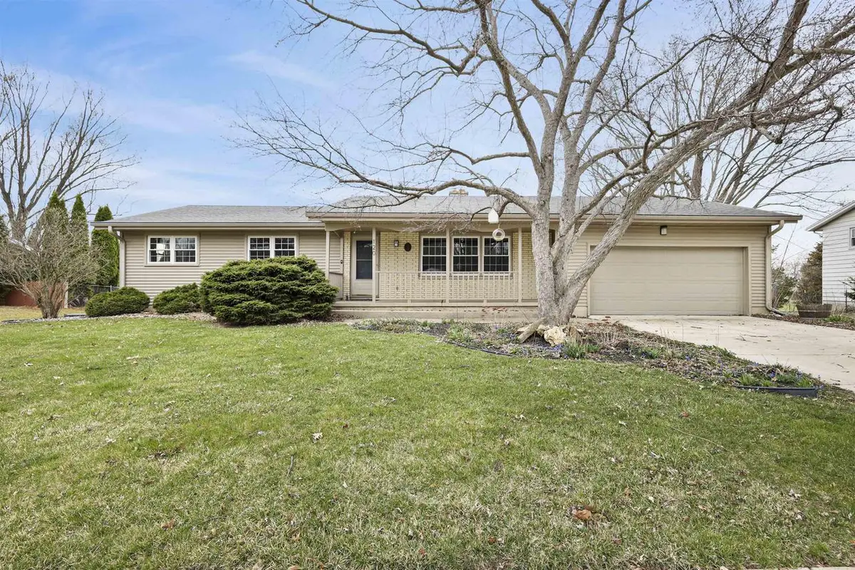 120 Walmar Drive, Sun Prairie, WI 53590 - #1