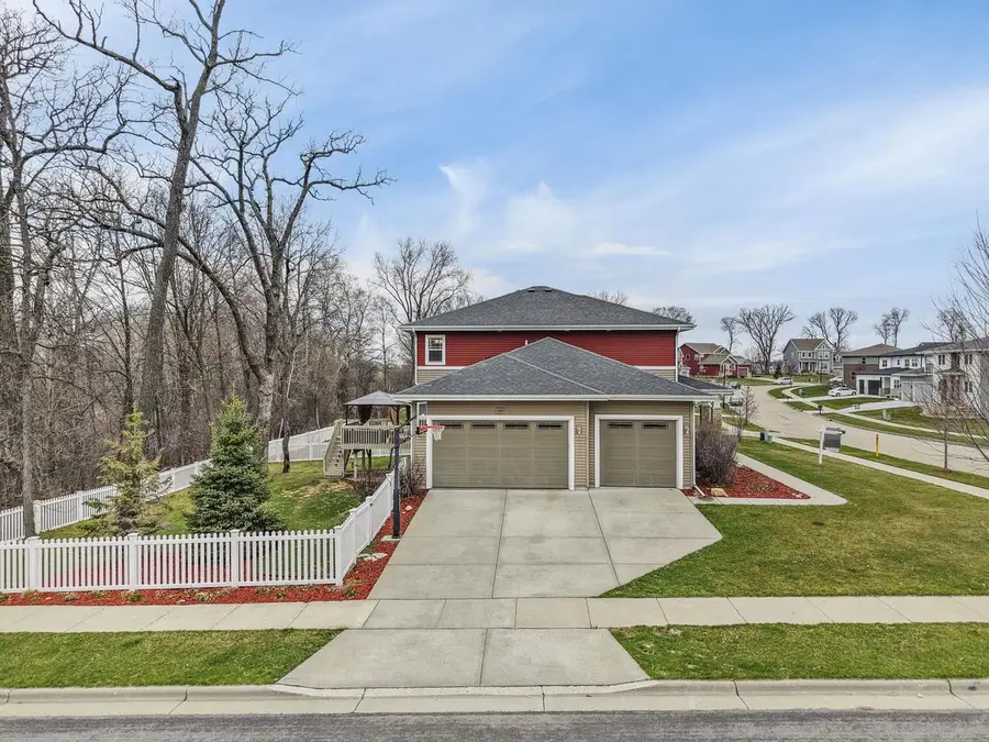 1198 Gracing Oaks Lane, Sun Prairie, WI 53590 - #3