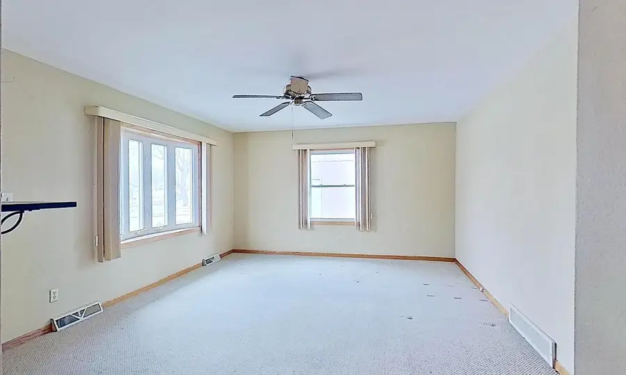 515 Vilas Street, Onalaska, WI 54650 - #3