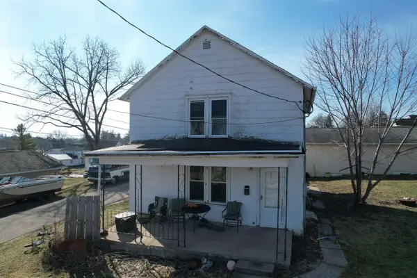 321 E Cherry Street, Lancaster, WI 53813