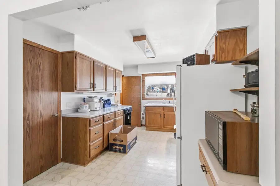 801 Park Street, Baraboo, WI 53913 - #3