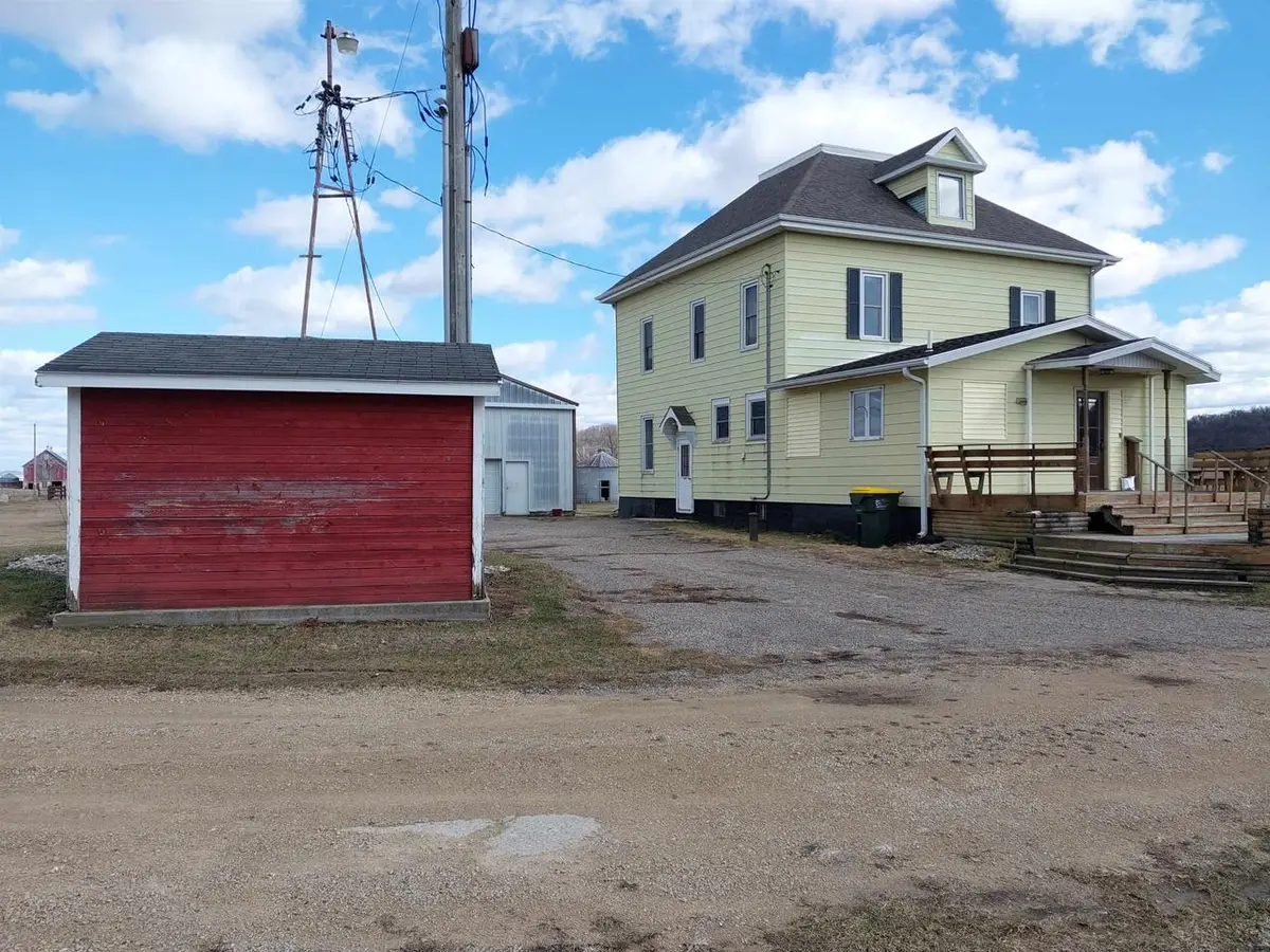 E10056 County C Road, North Freedom, WI 53951 - #1