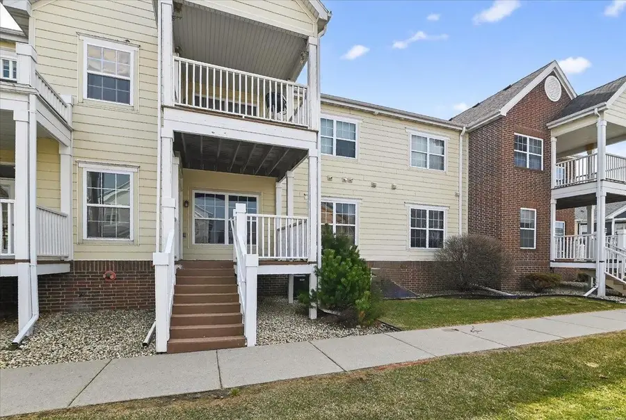 3027 Providence Street #5, Sun Prairie, WI 53590 - #2