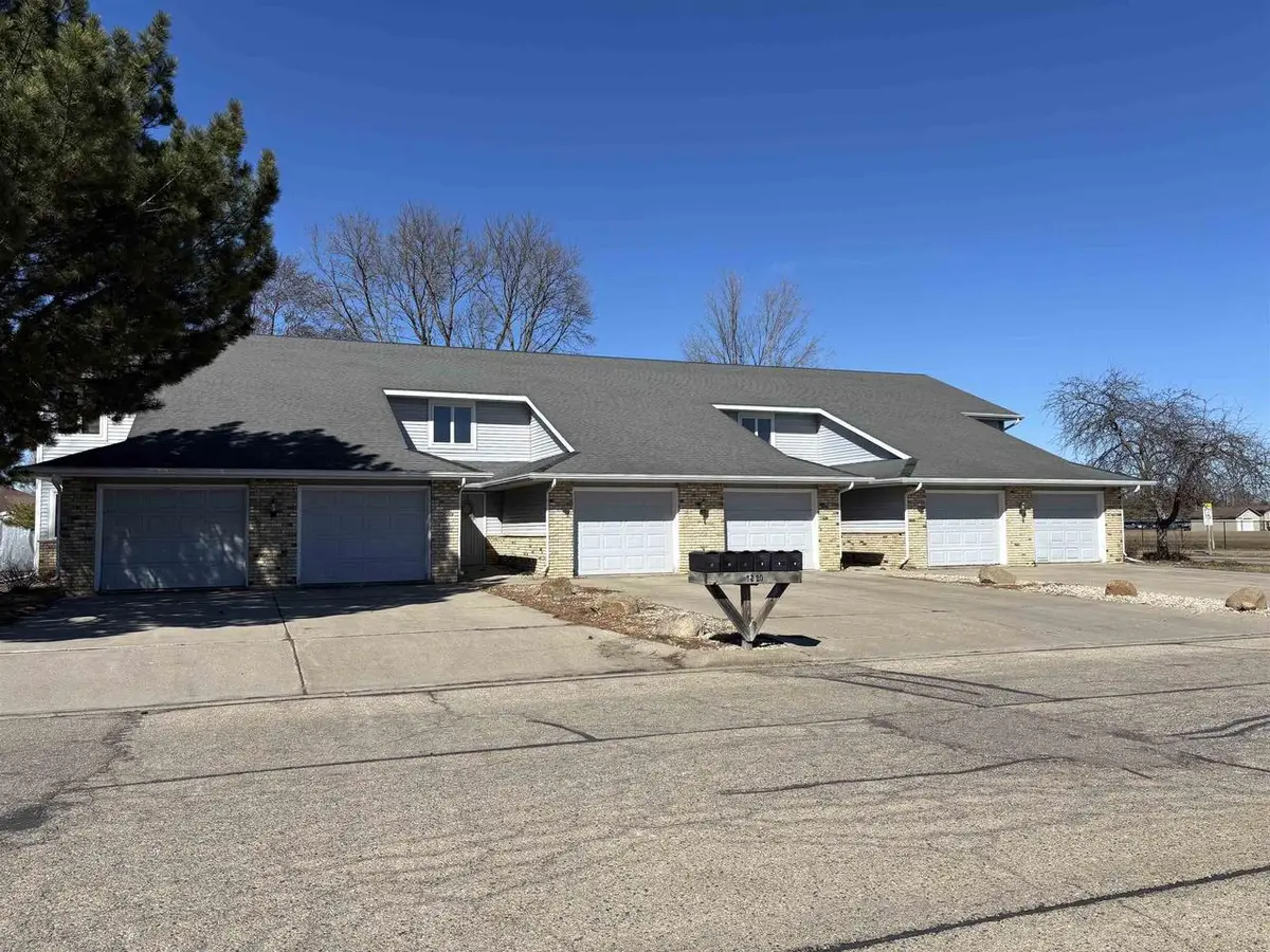 1320 Lincoln Avenue, Prairie Du Sac, WI 53578 - #1