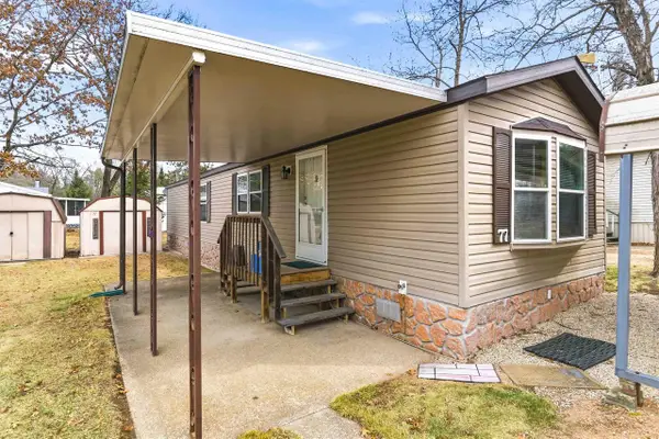 1870 County F Road #77, Friendship, WI 53934