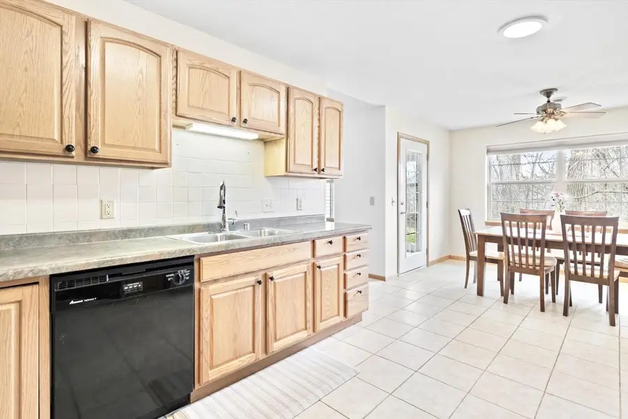 630 Riverview Court, Jefferson, WI 53549 - #3