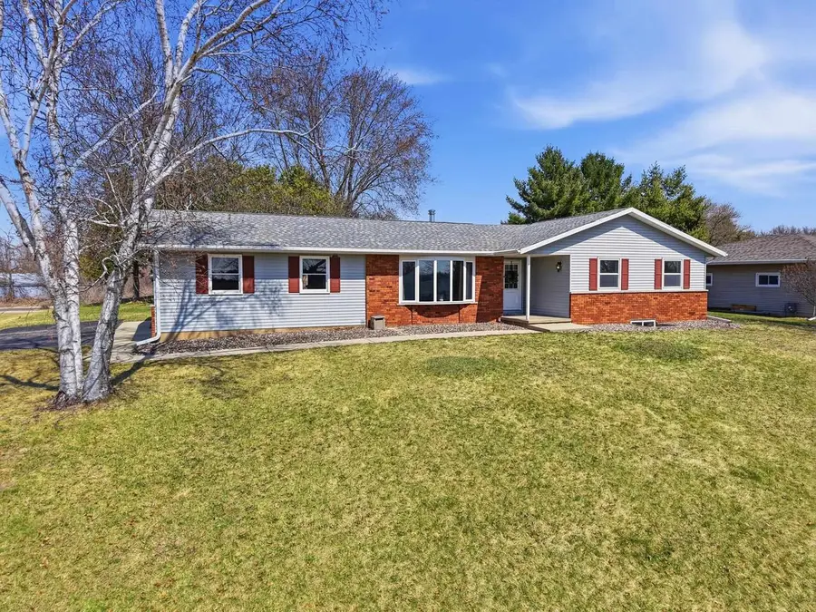 4610 Iroquois Trail, Morrisonville, WI 53571 - #2