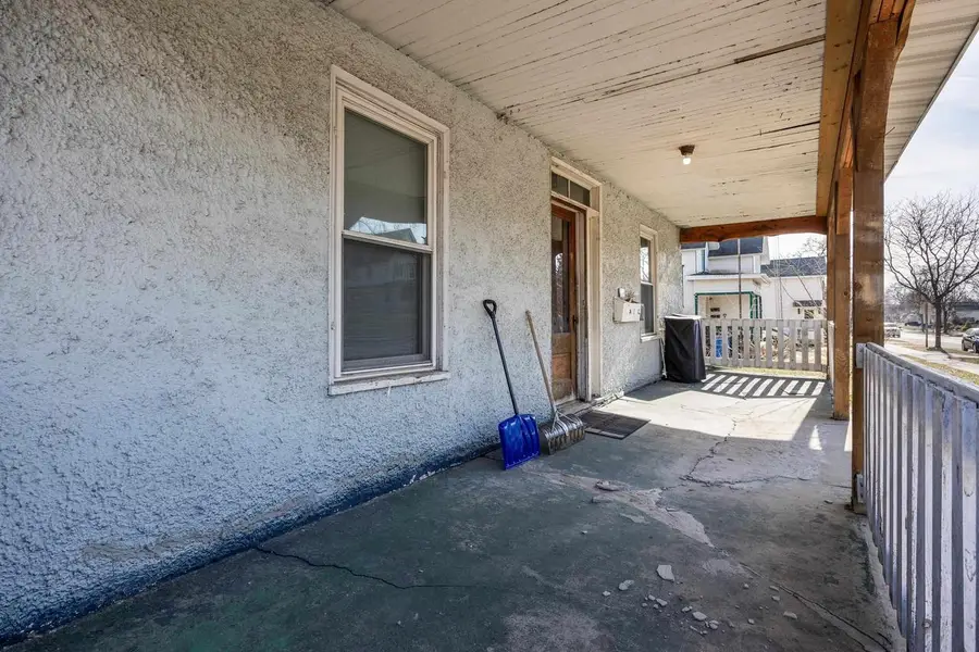 532 E Cook Street, Portage, WI 53901 - #2