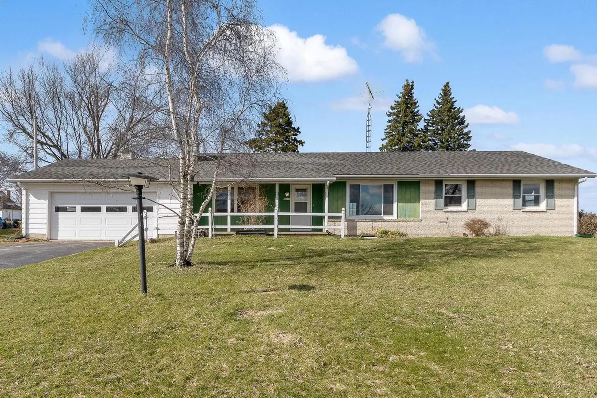 W6390 Oak Street, Dalton, WI 53926 - #1