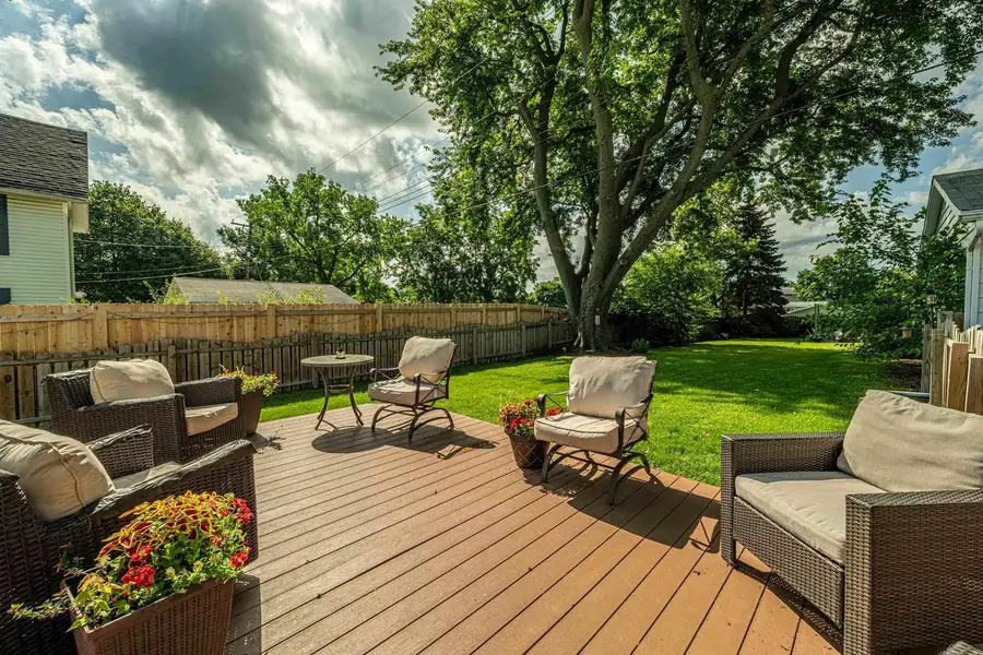 309 W Clarence Street, Dodgeville, WI 53533 - #3