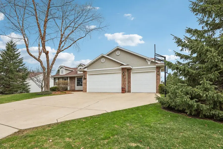 2188 Essex Drive, Sun Prairie, WI 53590 - #3