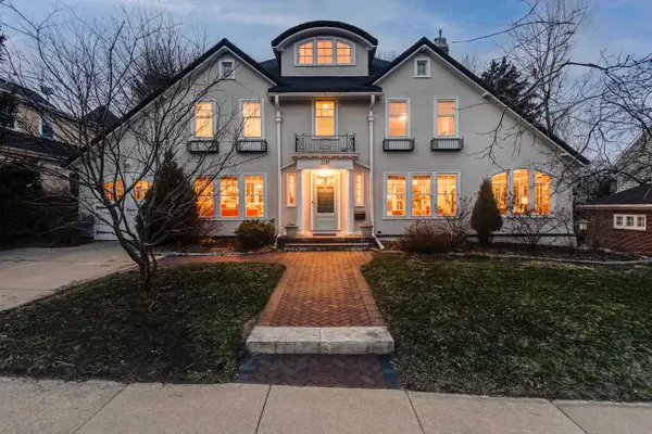 2234 Eton Ridge, Madison, WI 53726