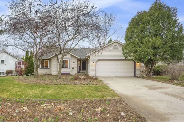 2906 Tucson Trail, Madison, WI 53719