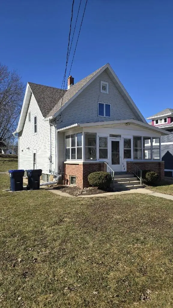 124 Juneau Street, Horicon, WI 53032 - #1