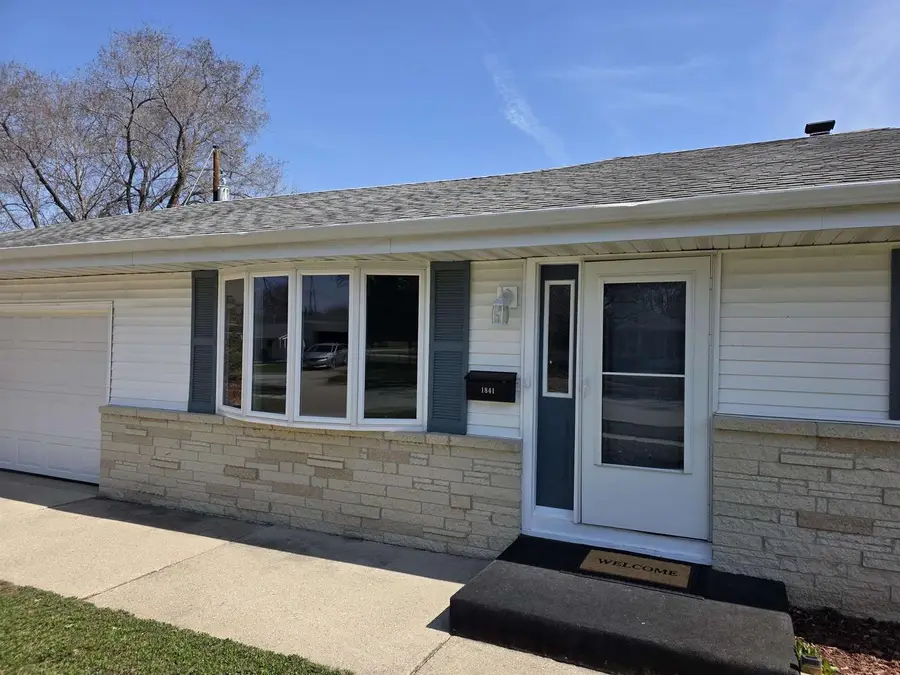 1841 S Walnut Street, Janesville, WI 53546 - #2