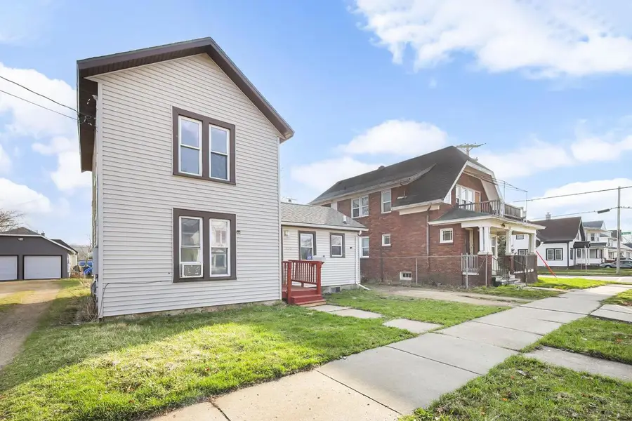 433 S Jackson Street, Janesville, WI 53548 - #2