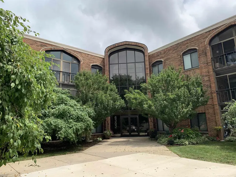 6302 Mineral Point Road #303, Madison, WI 53705 - #2