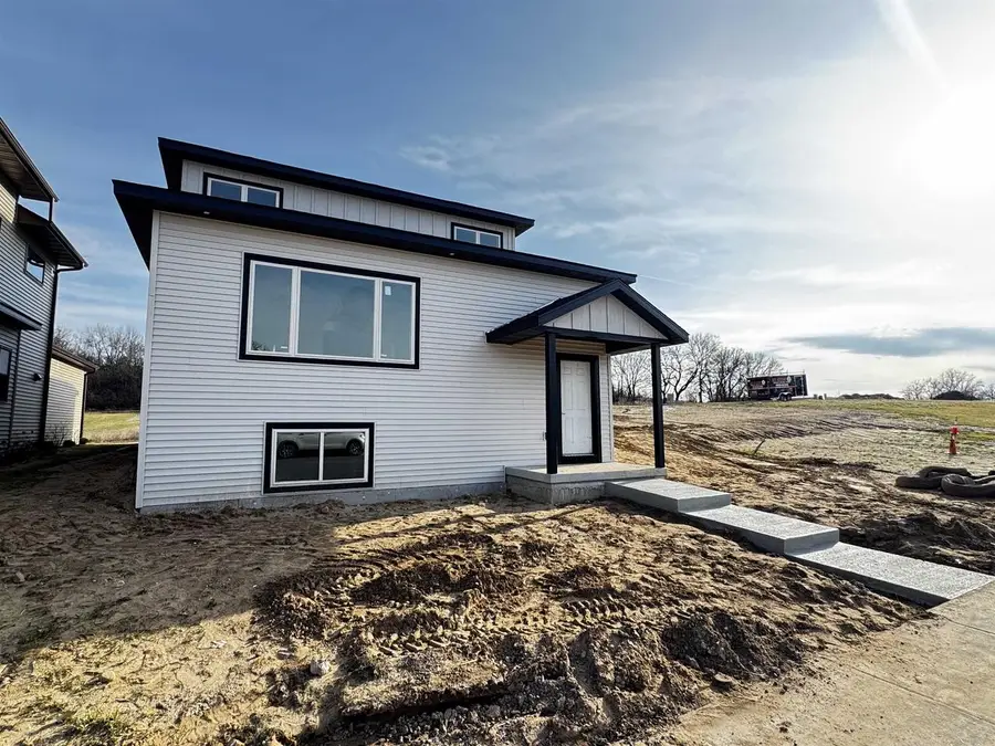 448 Gunderson Drive, Portage, WI 53901 - #2