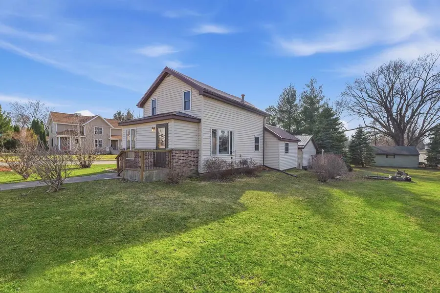 313 S Depot Street, Fox Lake, WI 53933 - #2