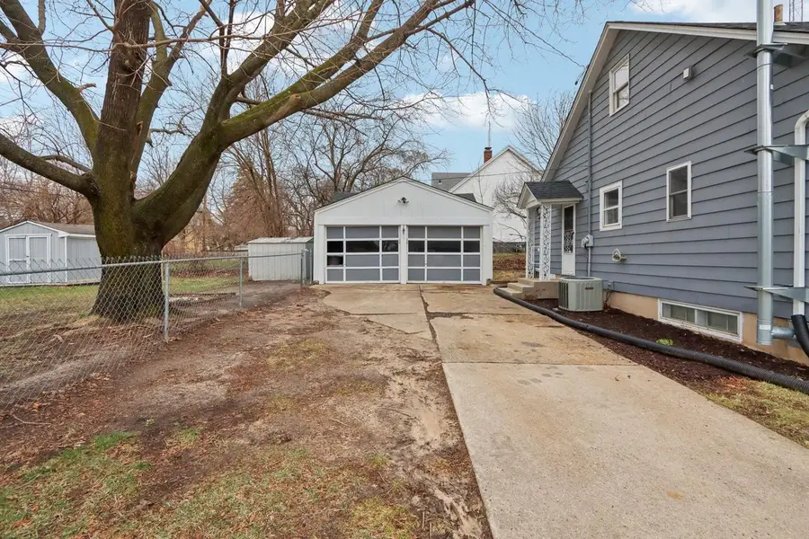 802 W Franklin Street, Portage, WI 53901 - #3