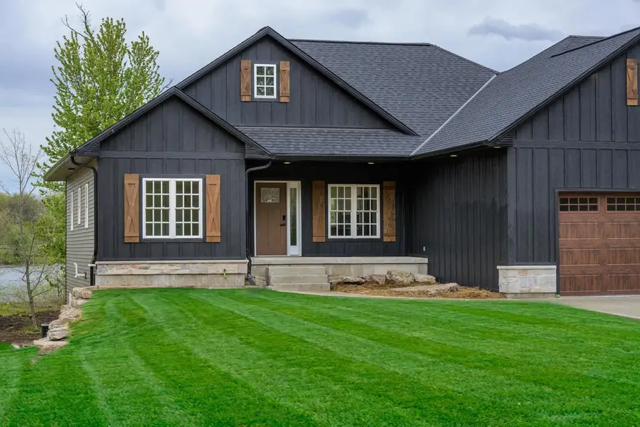 W647 Oak Shore Drive, Fall River, WI 53932 - #2