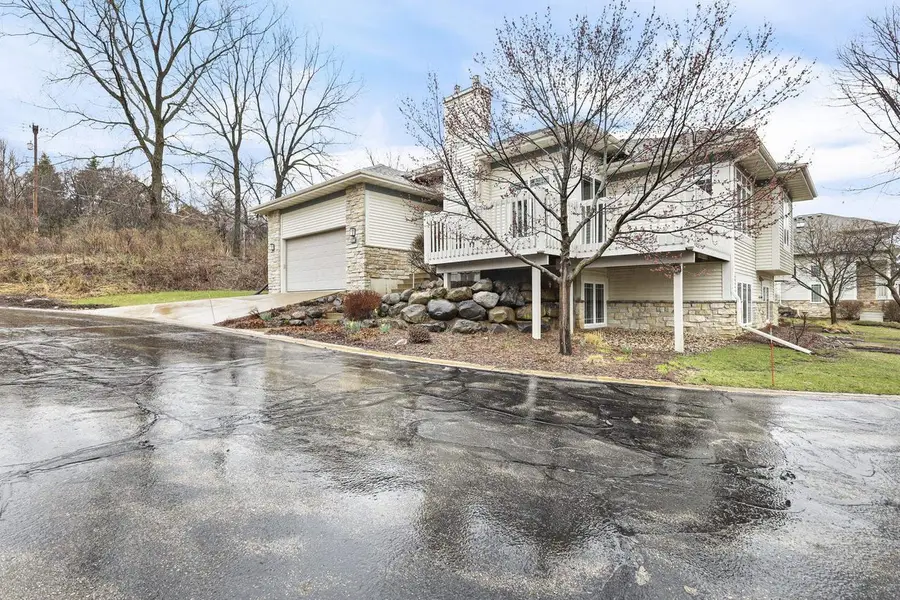 3216 Conservancy Lane, Middleton, WI 53562 - #2